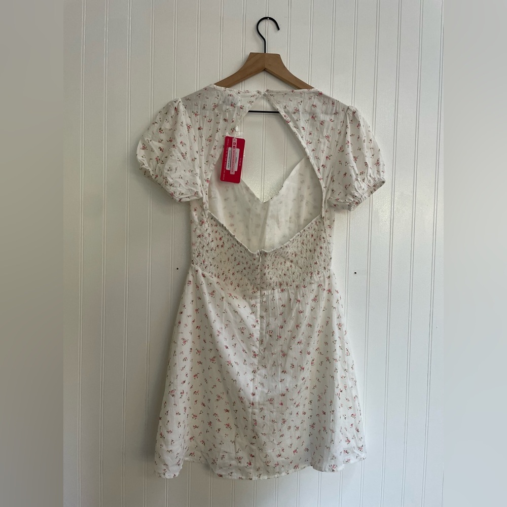 BEGINNING BOUTIQUE Abigail Mini Dress White Floral Ditsy Cottagecore Size 6 NWT - Picture 13 of 16